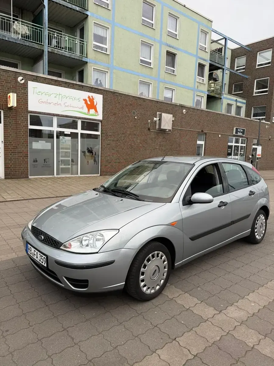 Usata Ford Focus 2003 Argento Utilitaria