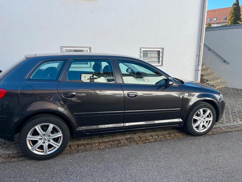 Second-hand Audi A3 160 CP (117 kW) 2007 Gri Hatchback