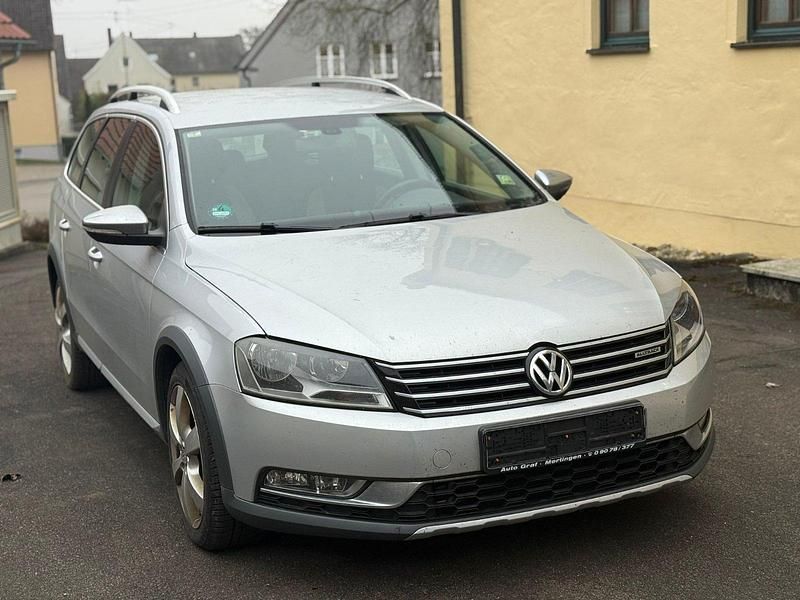 Silber Gebraucht 2014 VW Passat Alltrack Kombi | 5.500 € (Fairer Preis) - Bild 1/4