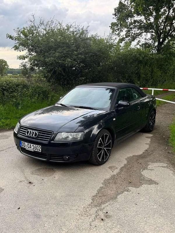 Schwarz Gebraucht 2005 Audi A4 Cabriolet S-Line Cabrio | 7.200 € (Etwas zu teuer) - Bild 1/4