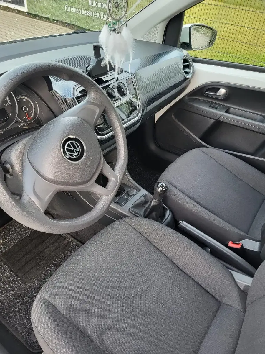 Gebraucht VW up! Move 60 PS (44 kW) 2020 Weiß Kleinwagen