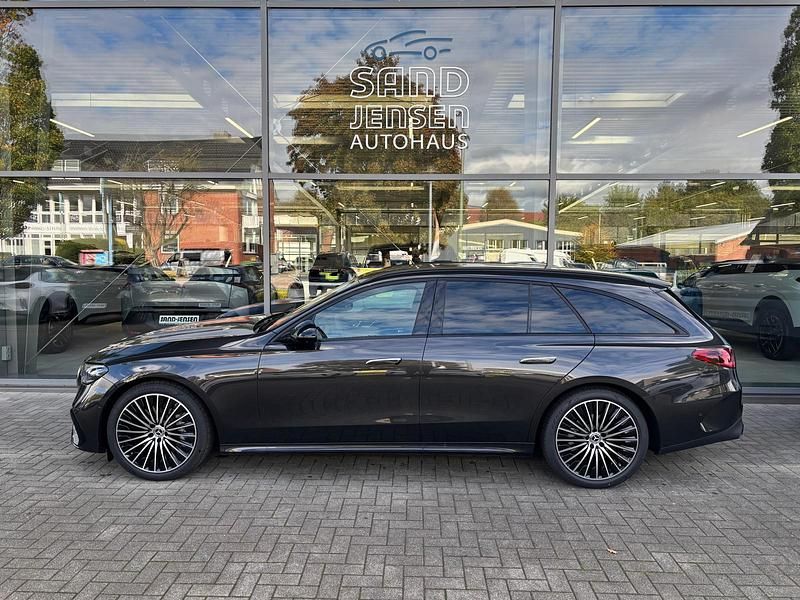 Gebraucht Mercedes E220 197 PS (144 kW) 2024 Grafitgrau metallic