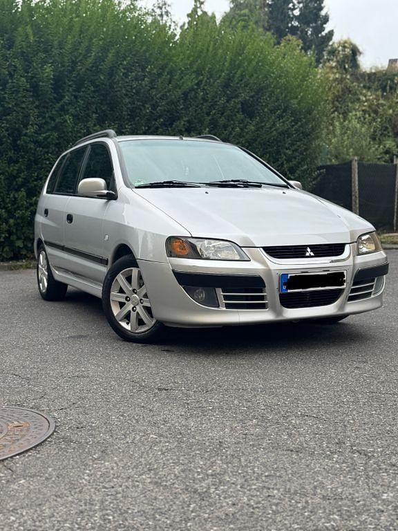 Silber Gebraucht 2004 Mitsubishi Space Star Comfort Edition Van / Kleinbus | 2.000 € (Fairer Preis) - Bild 1/4