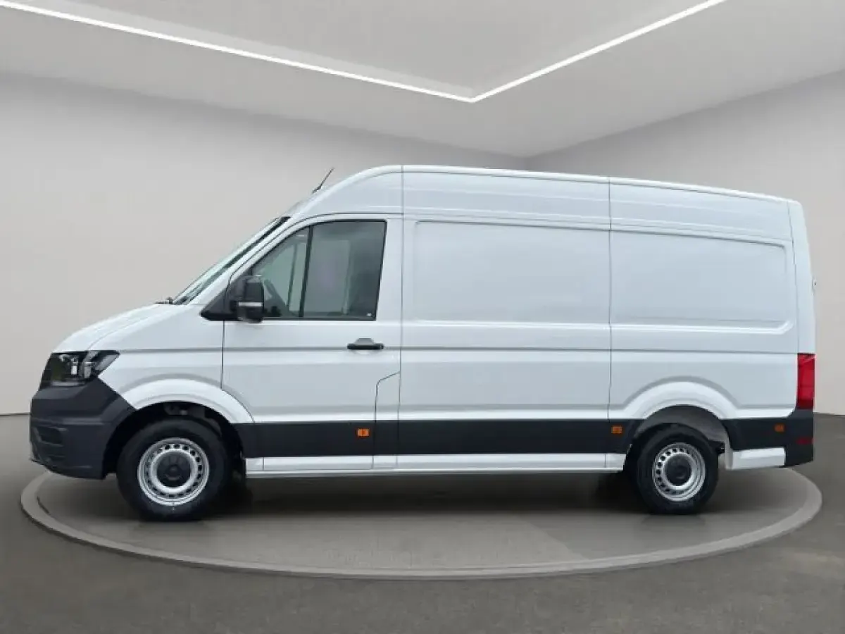 Gebraucht VW Crafter 140 PS (102 kW) 2026 Candyweiß Van