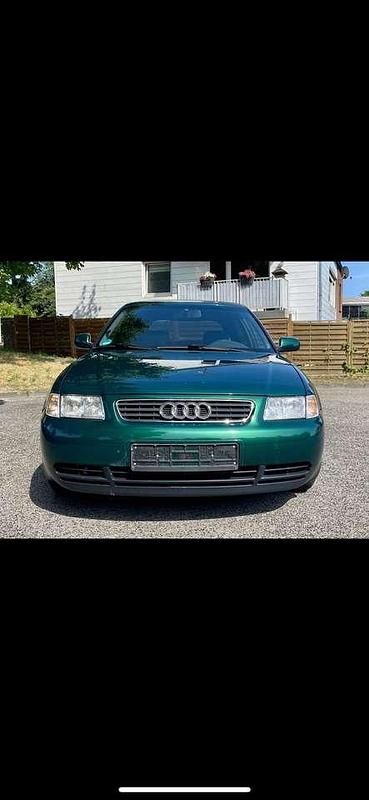 Gebraucht Audi A3 Ambiente 101 PS (74 kW) 1998 Limousine