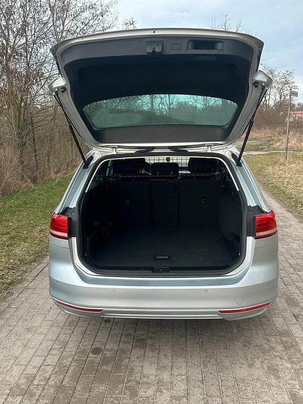 Gebraucht VW Passat Comfortline 150 PS (110 kW) 2017 Silber Kombi