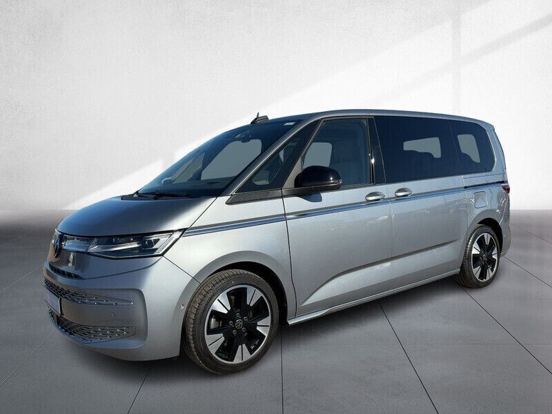 Gebraucht VW T7 Style 150 PS (110 kW) 2022 Monosilber metallic Van