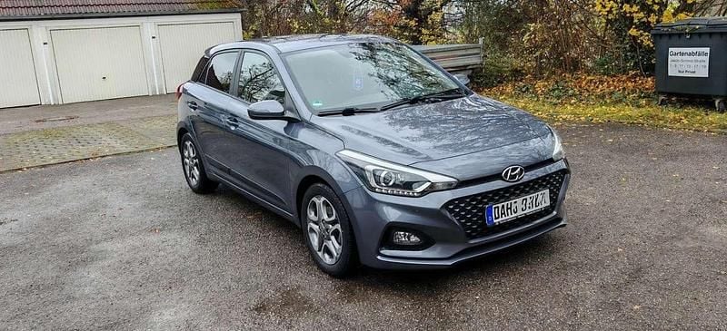 Gebraucht 2018 Hyundai i20 Style Limousine | 10.900 € (Guter Preis) - Bild 1/4