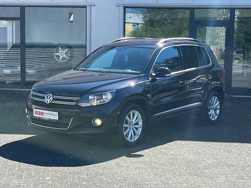 Gebraucht VW Tiguan LOUNGE 150 PS (110 kW) 2016 Schwarz SUV