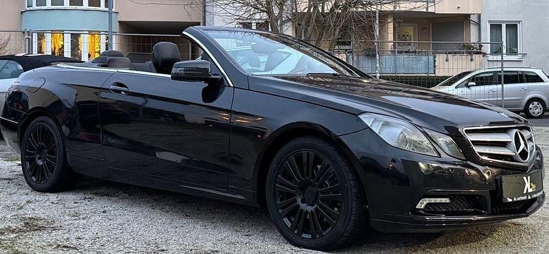 Gebraucht Mercedes E250 204 PS (150 kW) 2010 Schwarz Cabrio