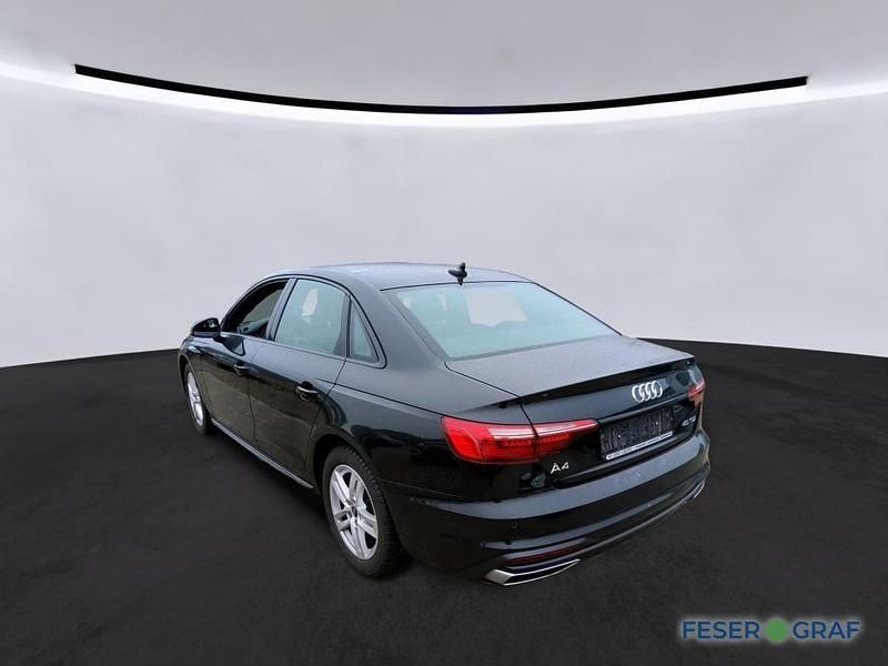 Gebraucht Audi A4 Ambiente 204 PS (150 kW) 2023 Mythosschwarz metallic Limousine