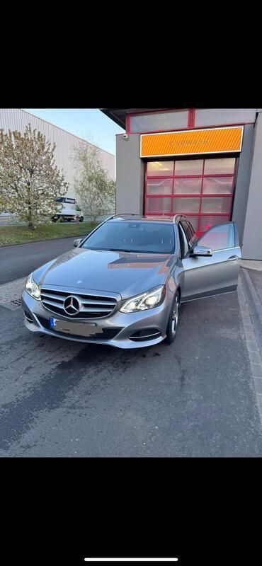 Gebraucht 2013 Mercedes E220 Avantgarde Kombi | 16.850 € (Teuer) - Bild 1/4
