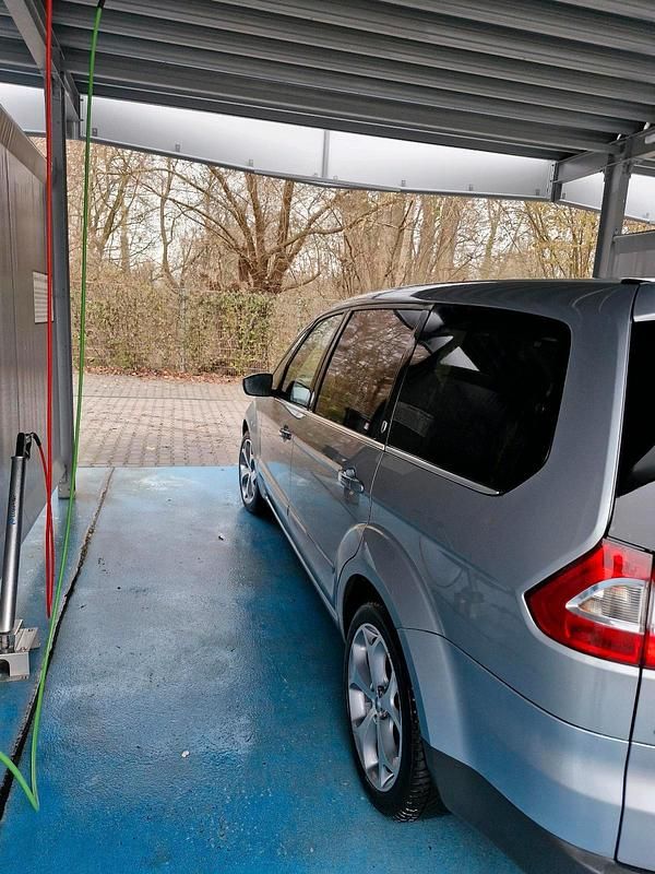 Gebraucht Ford Galaxy 175 PS (128 kW) 2009 Grau Van / Kleinbus