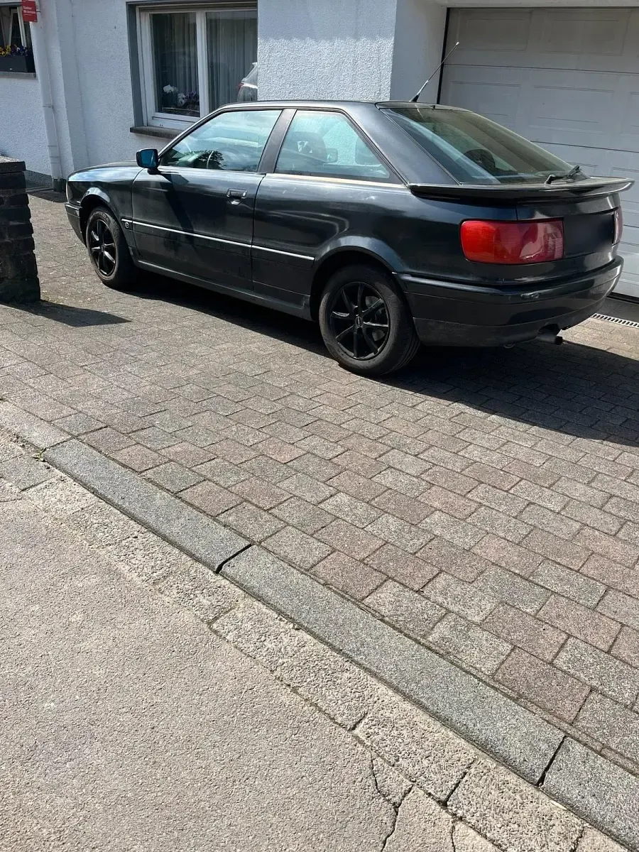 Gebraucht Audi Coupé 115 PS (84 kW) 1994 Schwarz Coupé
