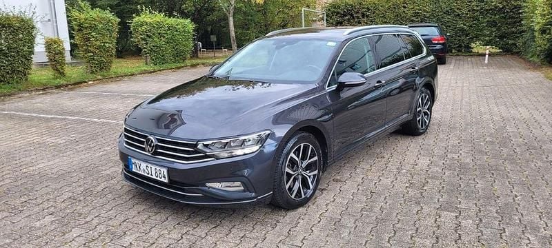 Grau Gebraucht 2020 VW Passat Business Kombi | 17.150 € (Guter Preis) - Bild 1/4