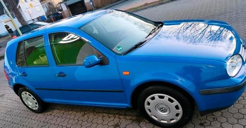 Gebraucht VW Golf IV 75 PS (55 kW) 1998 Blau Kleinwagen