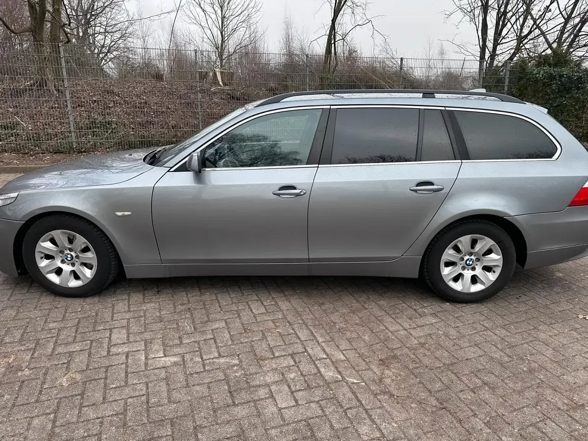 Second-hand BMW 525 177 CP (130 kW) 2004 Gri Break