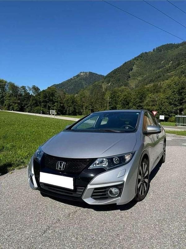 Silber Gebraucht 2016 Honda Civic Elegance Limousine | 8.000 € (Superpreis) - Bild 1/4