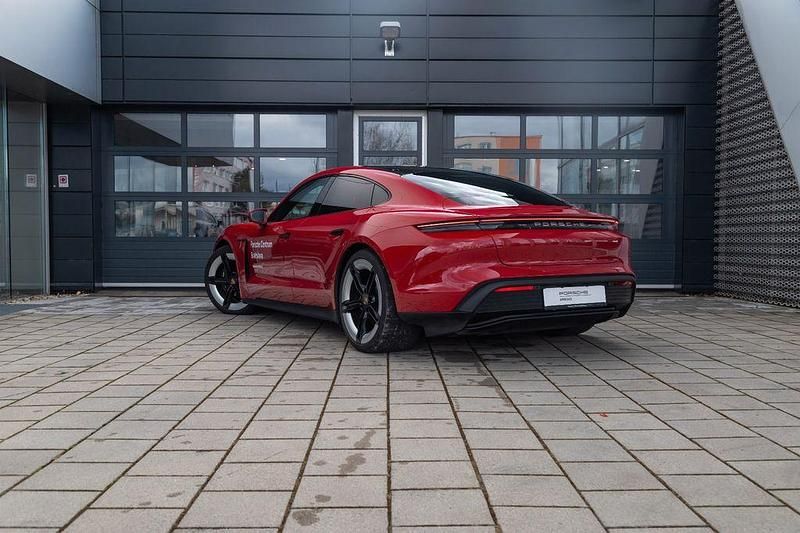 Gebraucht Porsche Taycan 4 319 kW (435 PS) 2025 Rot Limousine