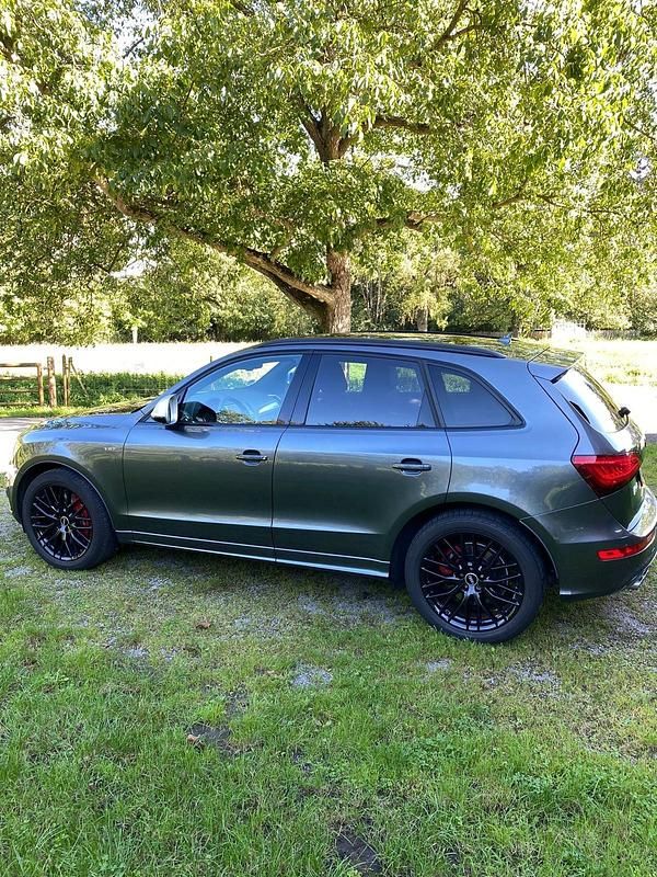 Gebraucht Audi SQ5 Advanced 326 PS (239 kW) 2017 Grau SUV