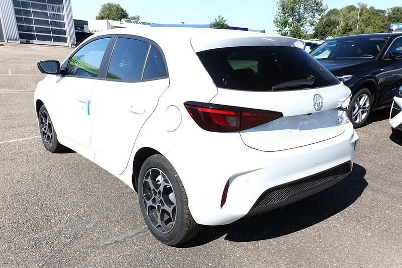 Neu MG MG3 Luxury 194 PS (142 kW) 2026 Dover white Kleinwagen