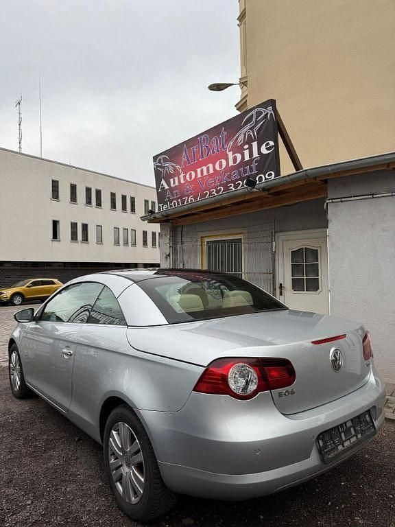 Silber Gebraucht 2009 VW Eos Edition Cabrio | 4.700 € (Guter Preis) - Bild 1/4