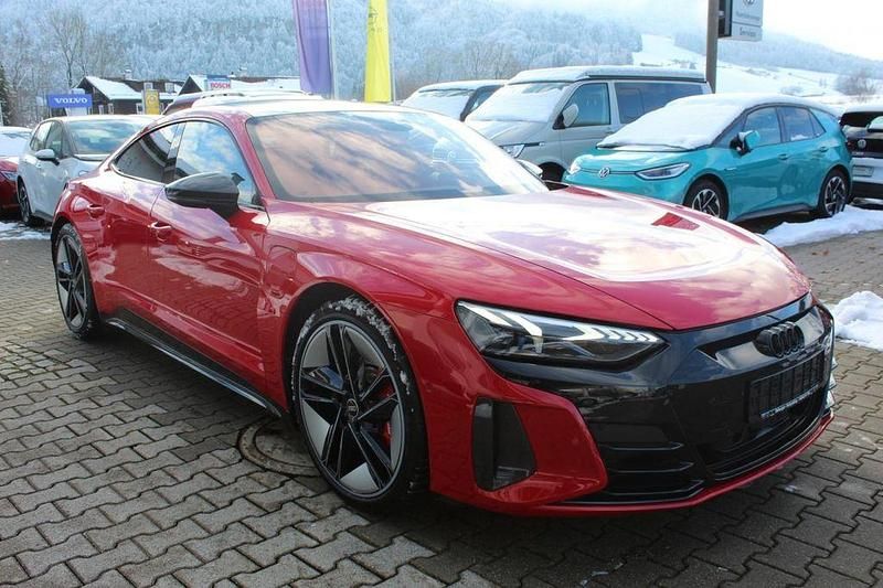 Gebraucht Audi e-tron GT quattro Sport 439 kW (598 PS) 2021 Rot Limousine