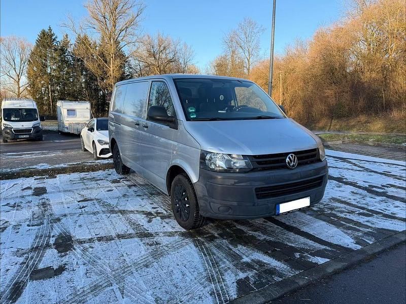 Gebraucht VW Transporter 140 PS (102 kW) 2012 Silber Van