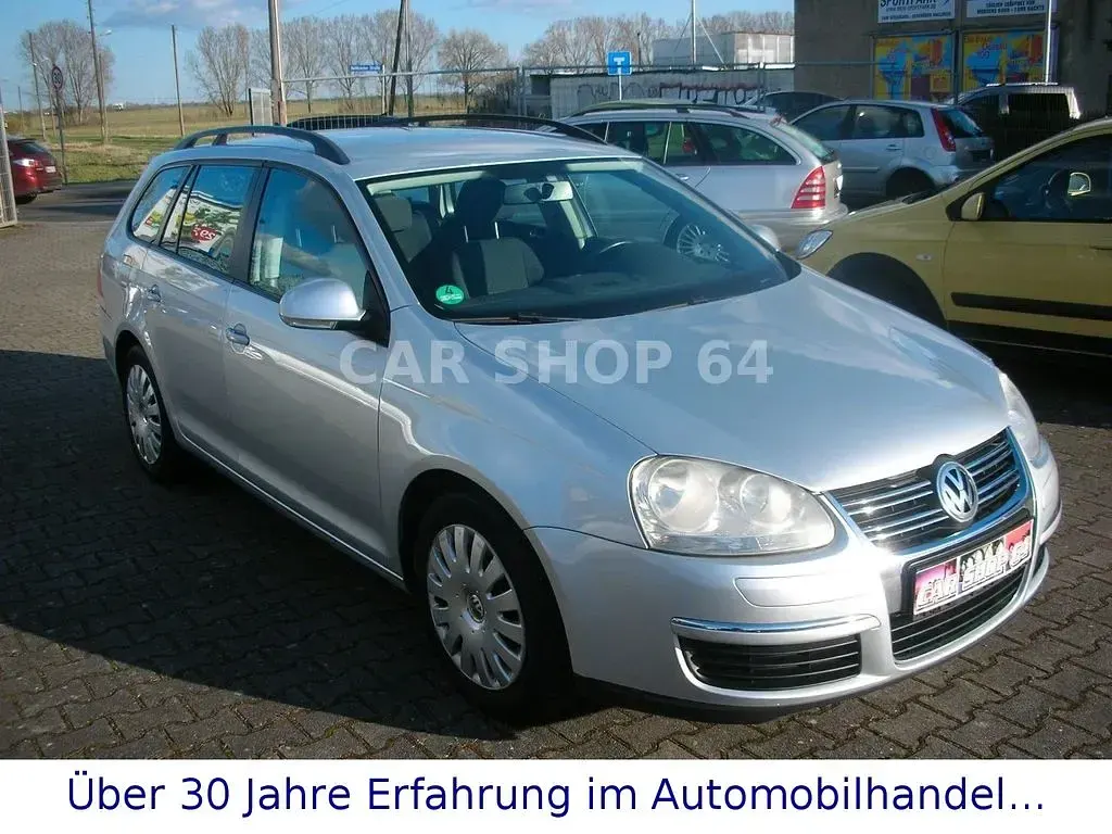 Gebraucht VW Golf VI Trendline 105 PS (77 kW) 2009 Reflexsilber Kleinwagen