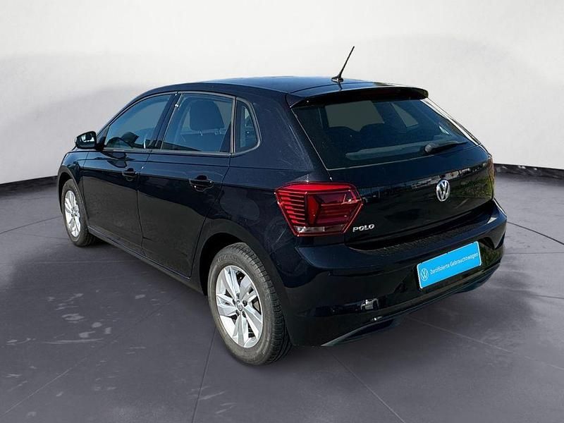 Gebraucht VW Polo Comfortline 95 PS (69 kW) 2018 Schwarz Kleinwagen
