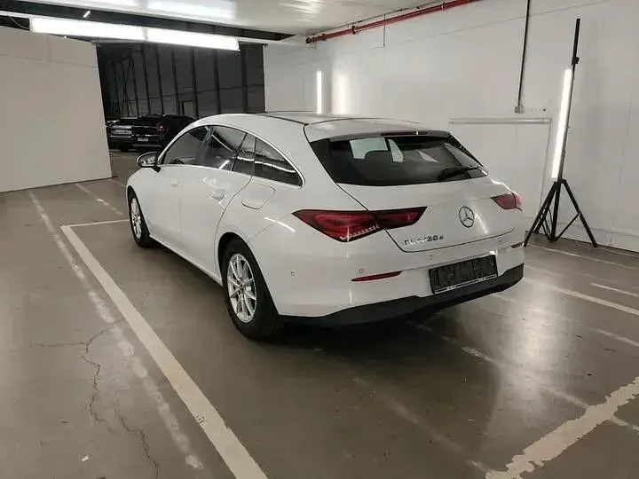 Gebraucht Mercedes CLA180 116 PS (85 kW) 2020 Weiß Limousine