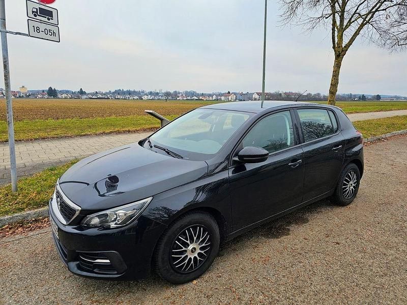 Gebraucht Peugeot 308 Style 131 PS (96 kW) 2019 Schwarz Limousine