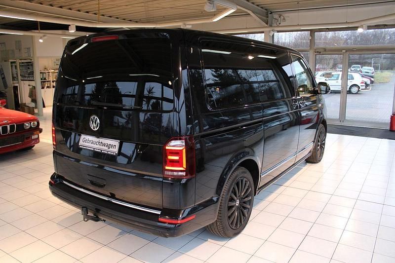 Gebraucht VW Multivan Highline 199 PS (146 kW) 2019 Schwarz Van