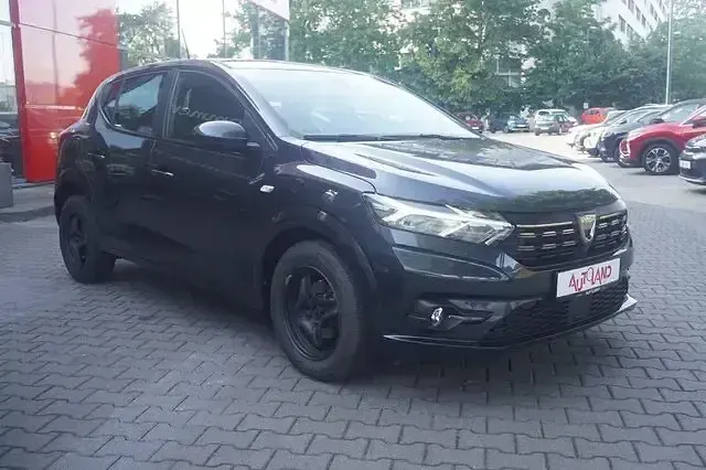 Gebraucht Dacia Sandero Comfort 67 PS (49 kW) 2022 Grau Kleinwagen