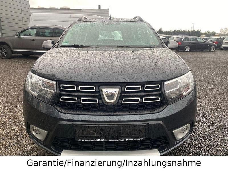 Gebraucht Dacia Logan MCV Stepway 90 PS (66 kW) 2019 Grau Kombi