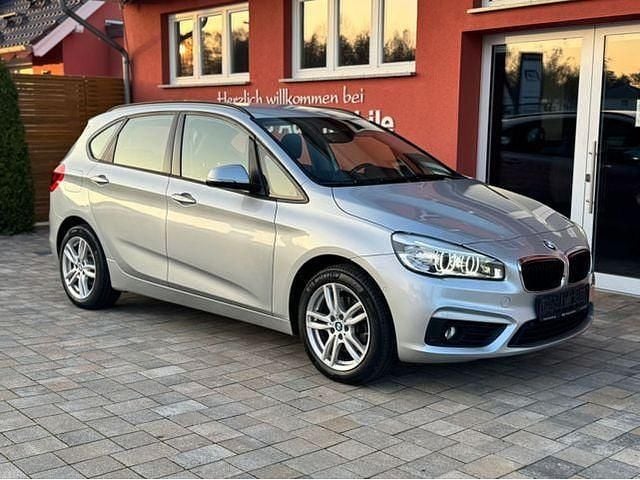 Second-hand BMW 220 Advantage 192 CP (141 kW) 2017 Argintiu Berlinǎ