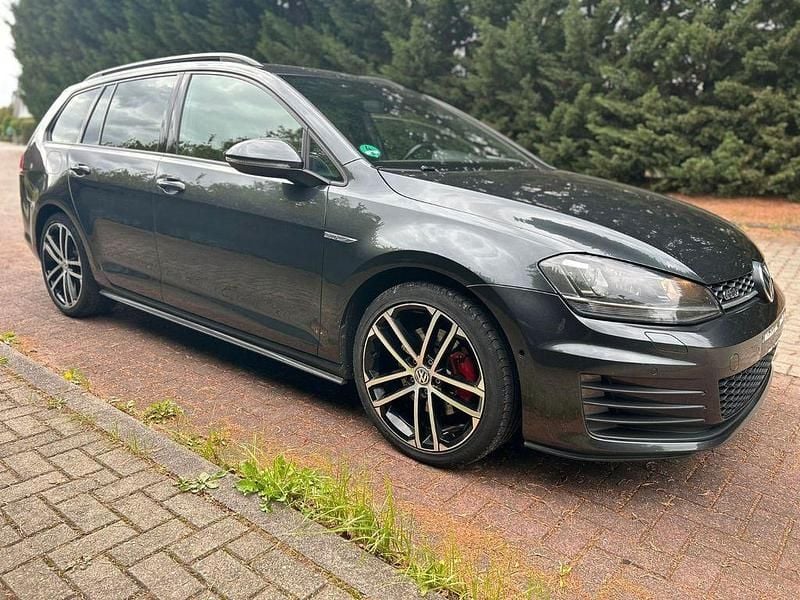 Gebraucht VW Golf VII GTD 184 PS (135 kW) 2016 Grau Kombi
