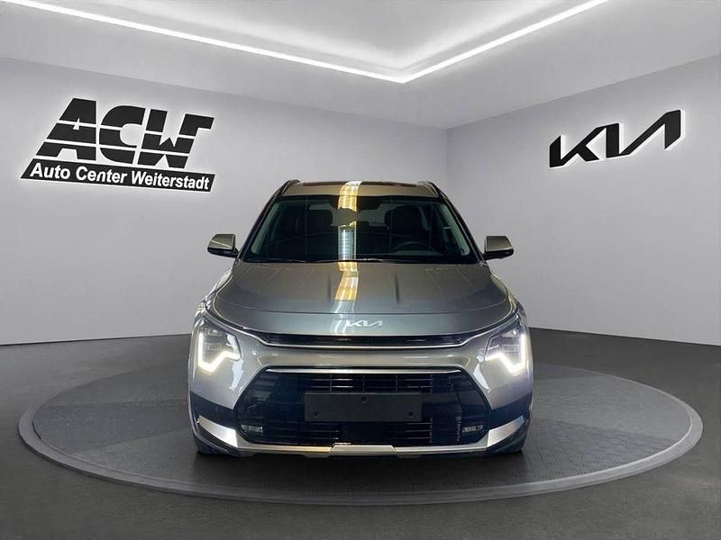 Neu Kia Niro Spirit 141 PS (103 kW) 2026 Grau SUV