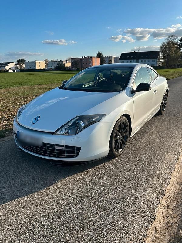 Gebraucht Renault Laguna Coupé 235 PS (172 kW) 2010 Weiß Coupé