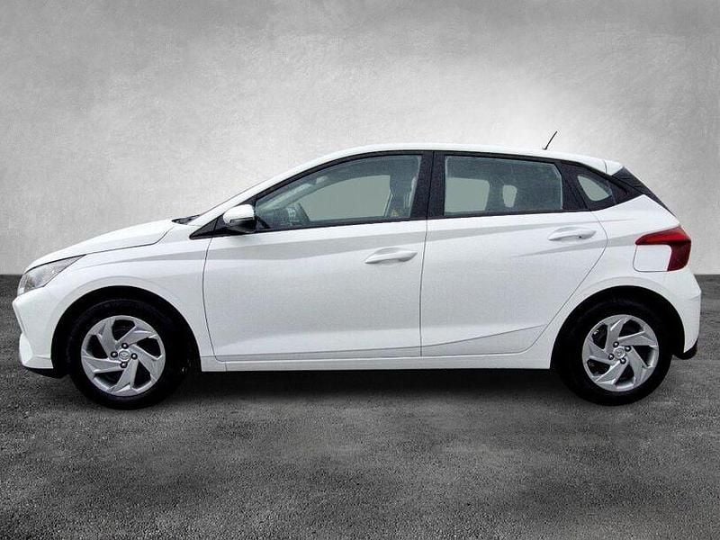 Gebraucht Hyundai i20 Select 84 PS (61 kW) 2022 5 türen Kleinwagen