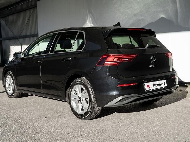 Gebraucht VW Golf VIII Life 116 PS (85 kW) 2024 Schwarz Limousine