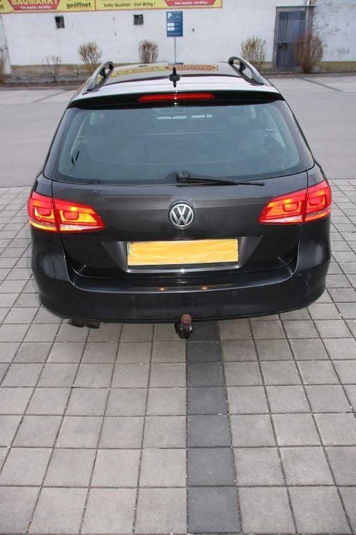 Gebraucht VW Passat Trendline 140 PS (102 kW) 2011 Braun Kombi