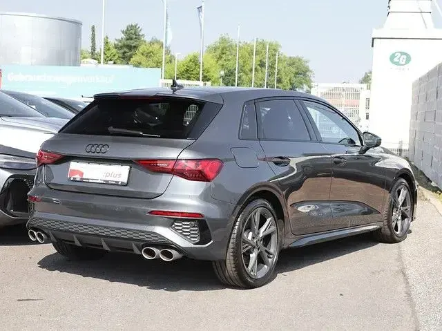 Gebraucht Audi S3 Business 310 PS (228 kW) 2023 Daytonagrau perleffekt Limousine