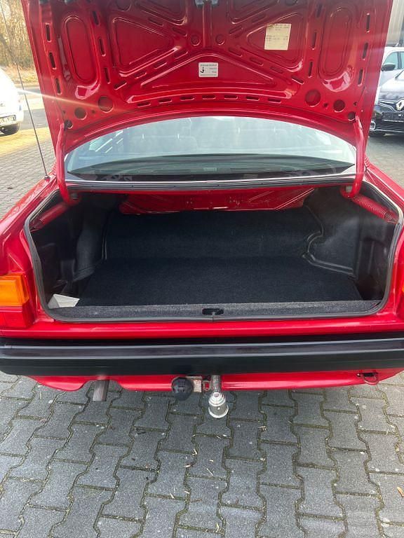 Second-hand Audi 100 90 CP (66 kW) 1988 Roșu Berlinǎ