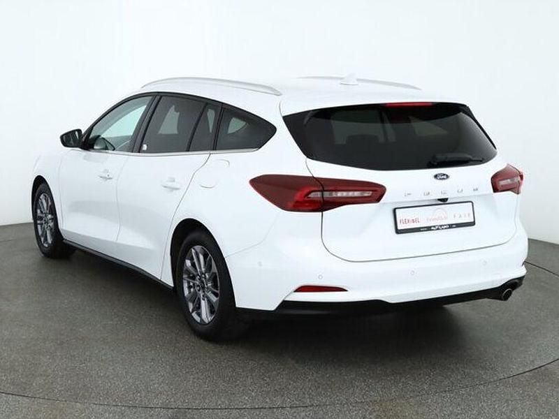 Gebraucht Ford Focus Titanium X 120 PS (88 kW) 2023 Frostweiss Kombi