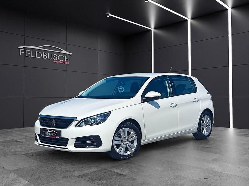 Weiß Gebraucht 2018 Peugeot 308 Active Limousine | 9.990 € (Fairer Preis) - Bild 1/4