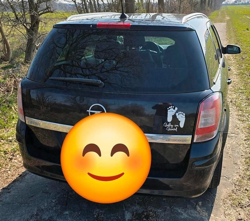 Gebraucht Opel Astra 105 PS (77 kW) 2008 Schwarz Kombi