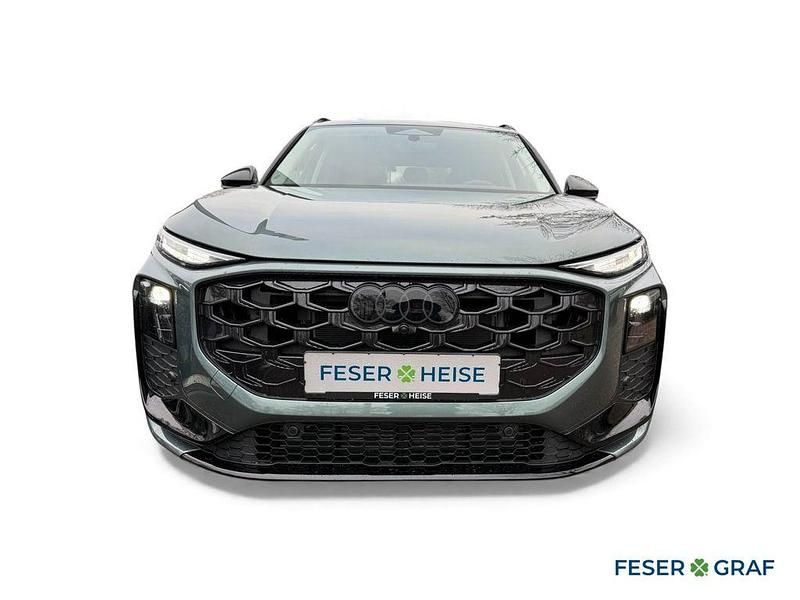 Neu Audi Q3 S-Line 150 PS (110 kW) 2025 Salbeigrün metallic SUV