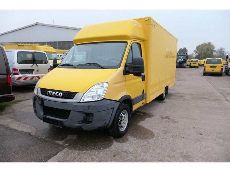 Gelb Gebraucht 2010 Iveco Daily Van | 8.687 € (Fairer Preis) - Bild 1/3