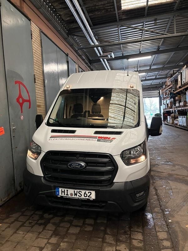 Weiß Gebraucht 2023 Ford Transit Limousine | 30.000 € (Guter Preis) - Bild 1/4